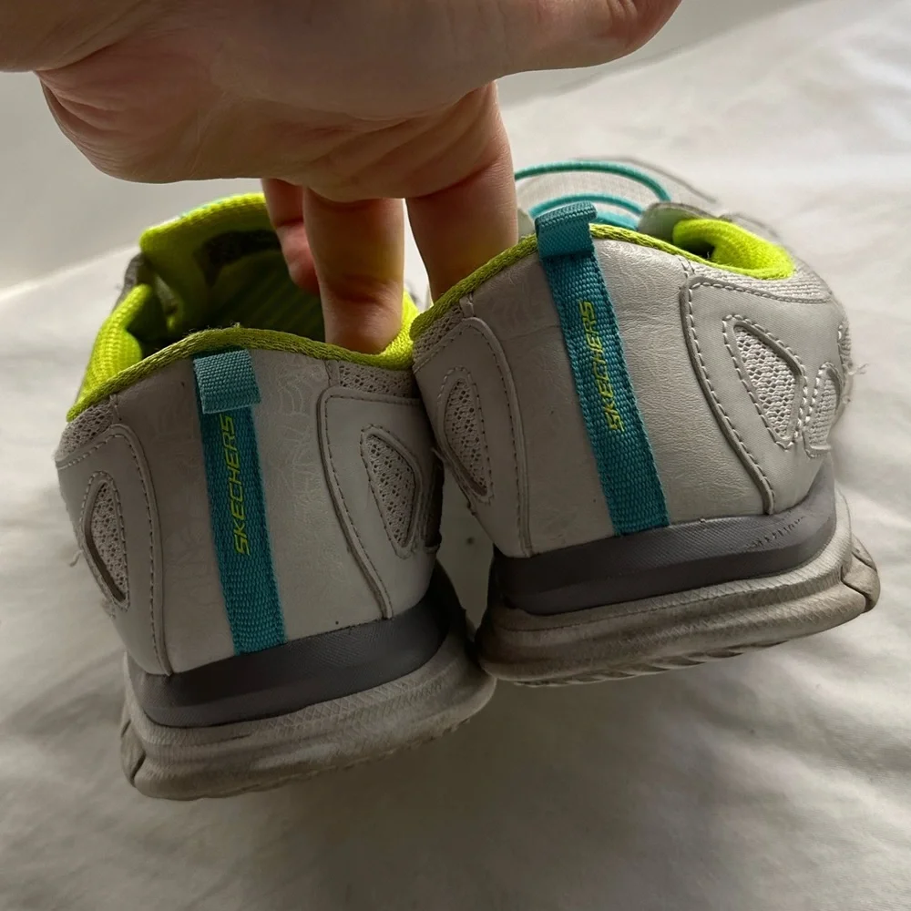 Skechers Athletic Woman’s Shoes size 8 White Blue Yellow neon colors